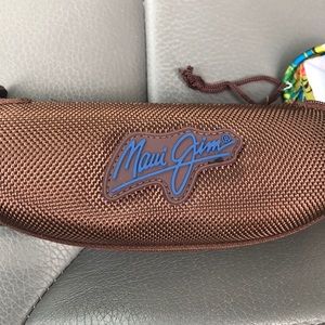 Maui Jim Sunglasses 422-11 63-13 127